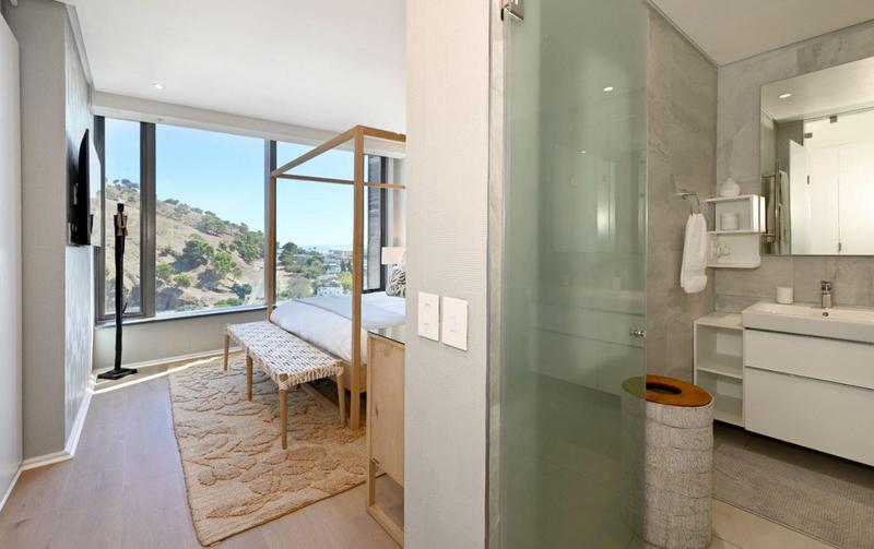 2 Bedroom Property for Sale in De Waterkant Western Cape